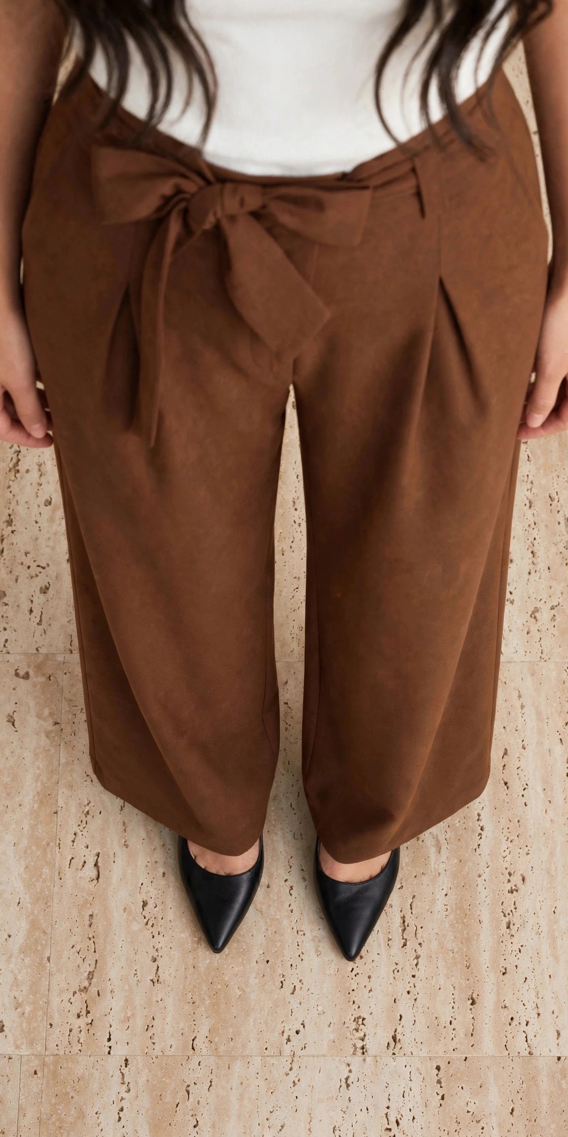 Pantalon palazzo ample à nouer à la taille style chic